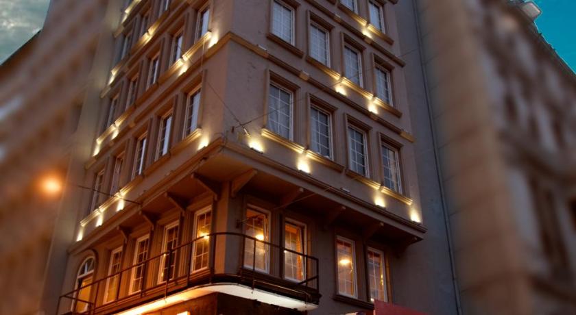 Karakoy Cruise Port Airport transportation