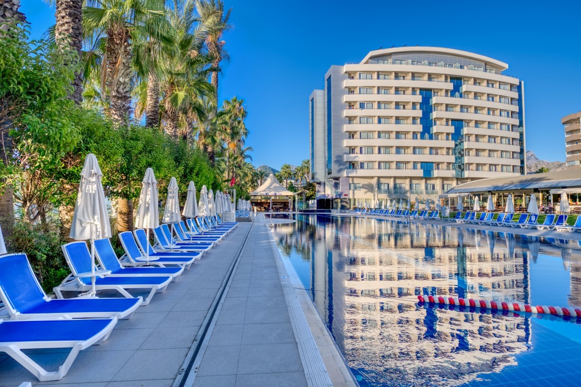 Antalya Airport (AYT) Airport transportation