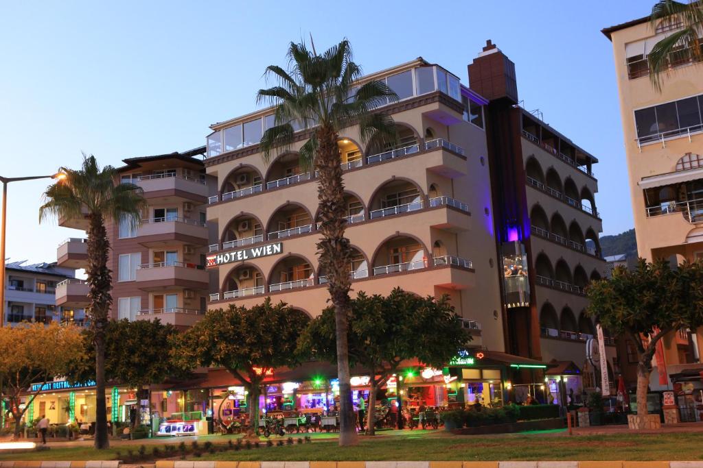 Antalya Airport (AYT) Airport transportation