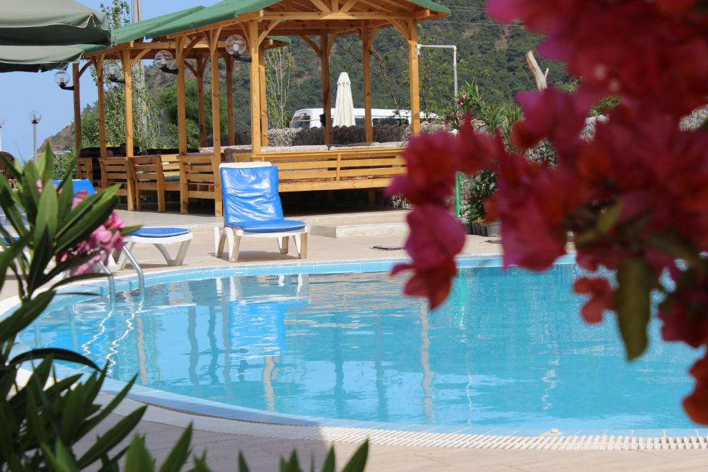 Antalya Airport (AYT) Airport transportation