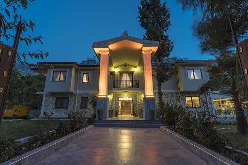 Antalya Airport (AYT) Airport transportation