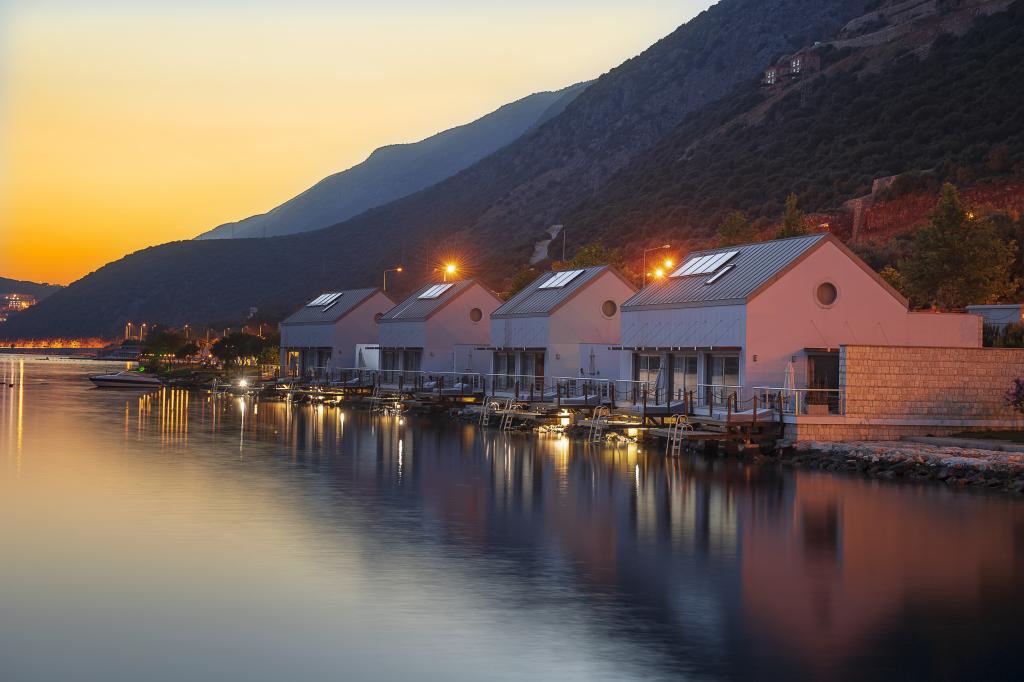 Antalya Airport (AYT) Airport transportation