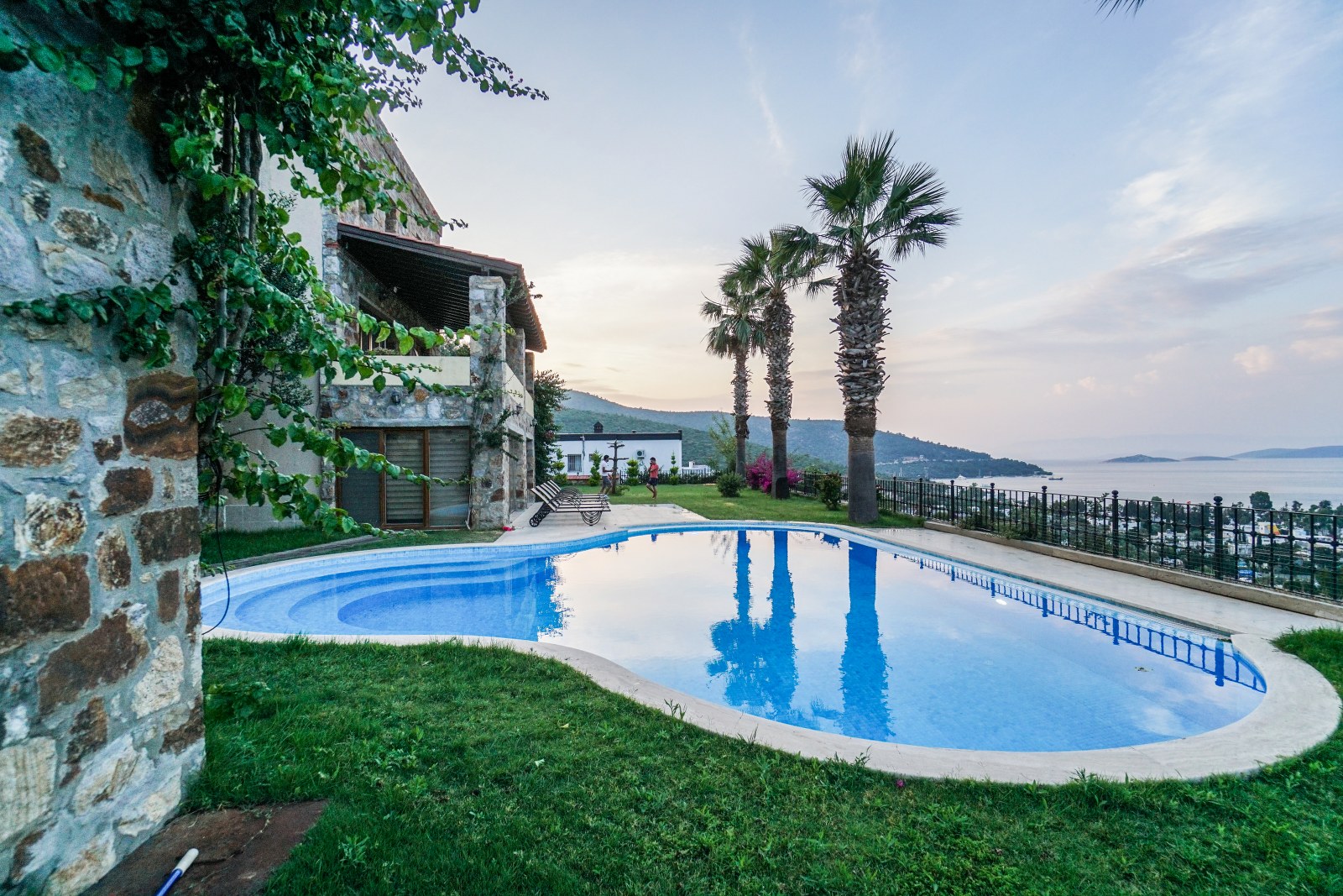Aeropuerto De Bodrum (BJV) Airport transportation